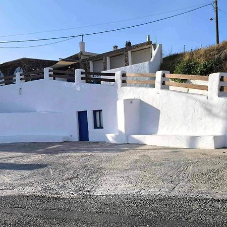 Kampanelia Village Suites Fira  Exterior photo