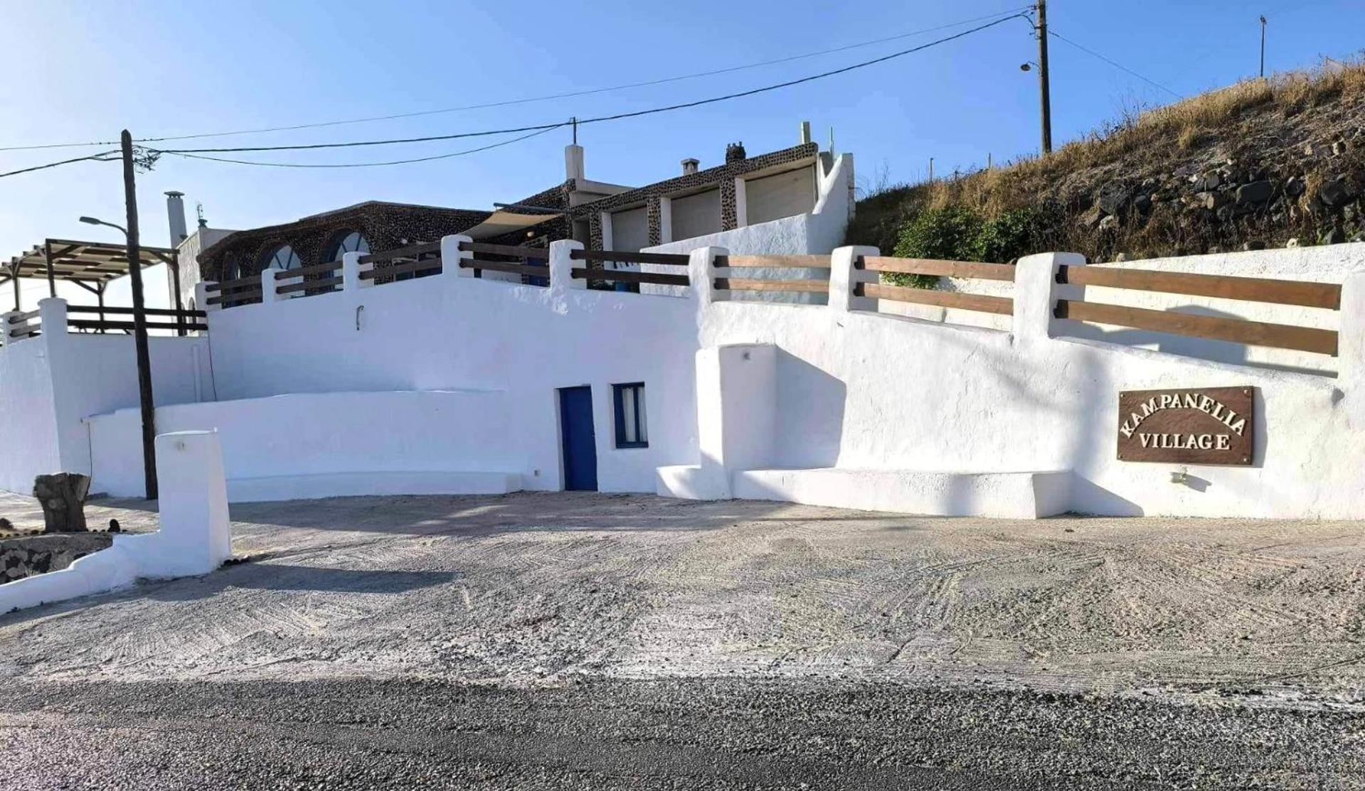 Kampanelia Village Suites Fira  Exterior photo