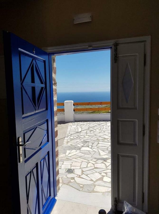 Kampanelia Village Suites Fira  Exterior photo