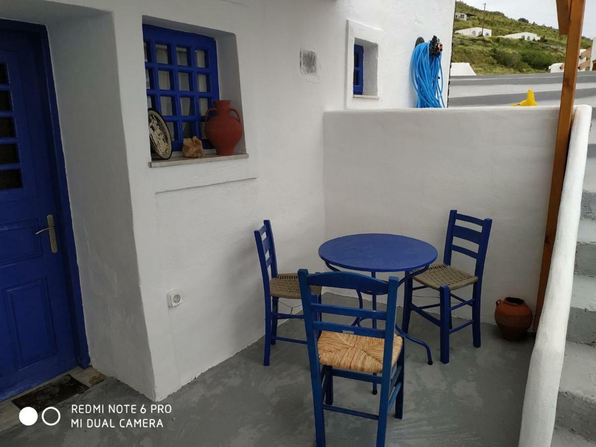 Kampanelia Village Suites Fira  Exterior photo